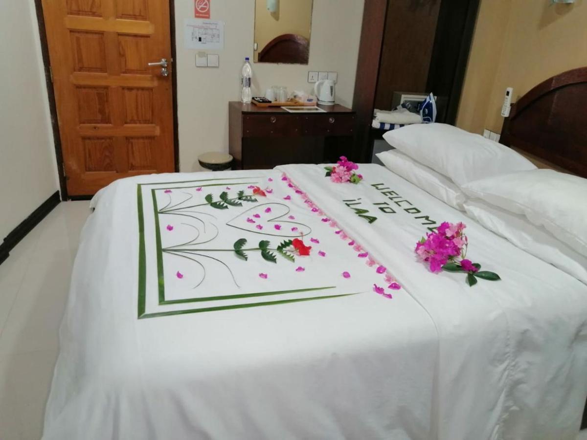 Ilaa Beach Maldives Hotel Gulhi Kültér fotó